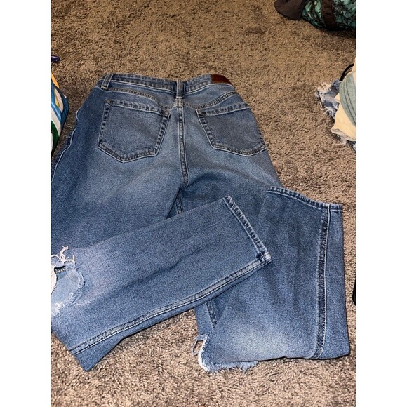 Hollister mom jeans - Picture 4 of 4